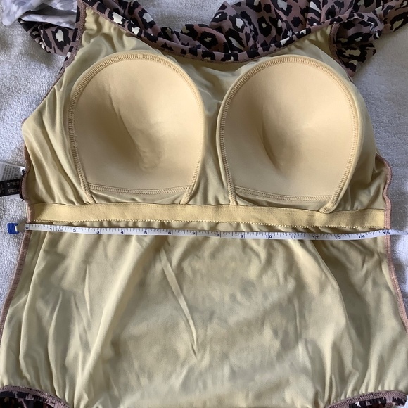 G.I.L.I. Convertible Ruffle Top One-Piece Swimsuit Pink Leopard SZ 12 NWOT - Picture 10 of 16